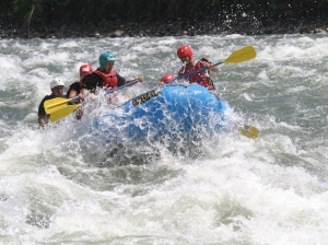 Rafting white water 